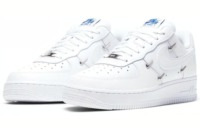 Nike Air Force 1 07 LX
