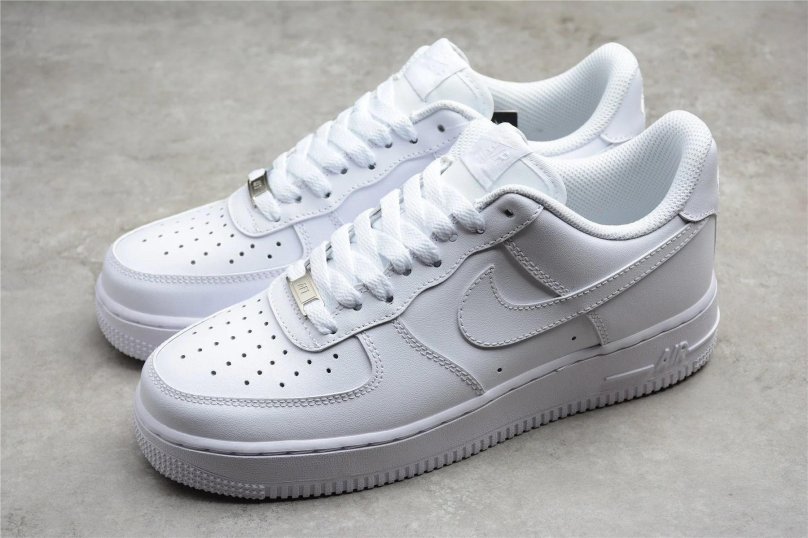 Nike Air Force 1 07 White