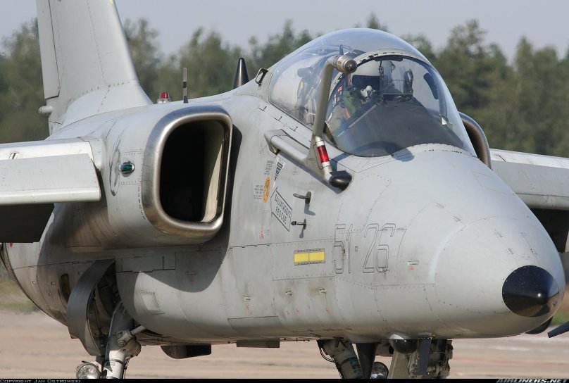 Самолет АМХ