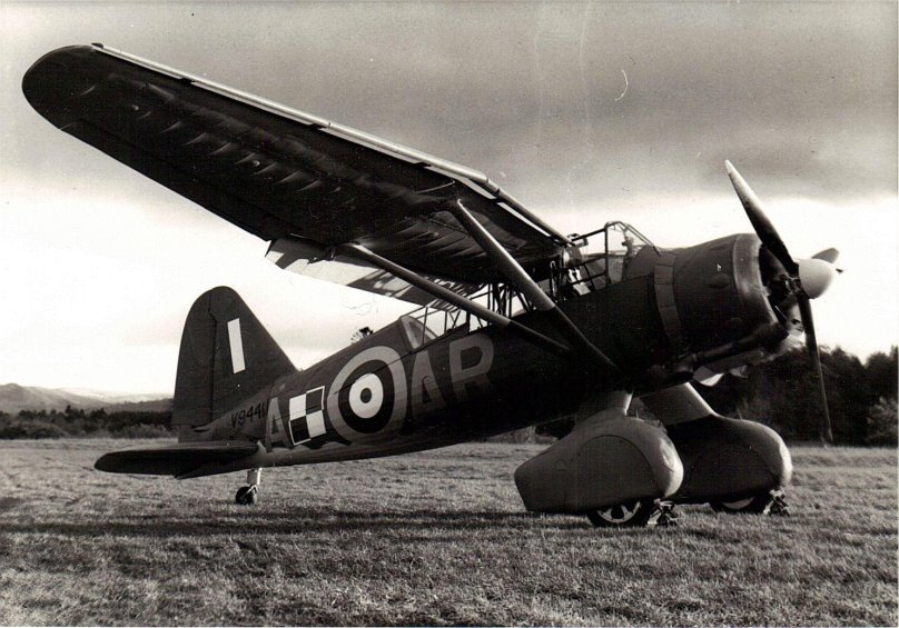 Лайсендер самолет