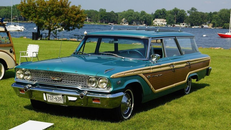 Ford Country Squire