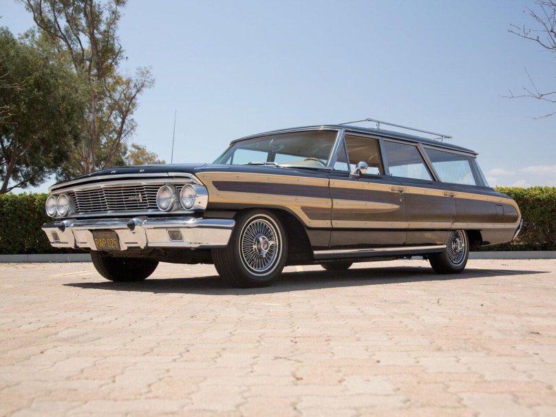 Ford Country Squire 1964