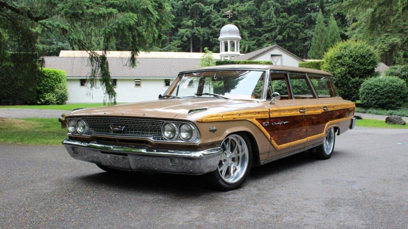 Ford Country Squire Wagon