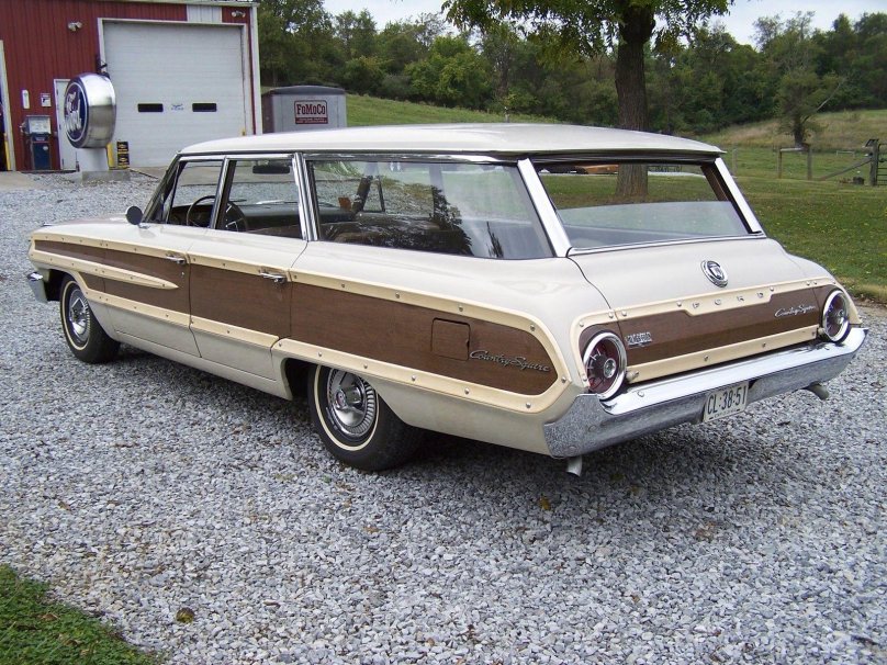Ford Country Squire 1964