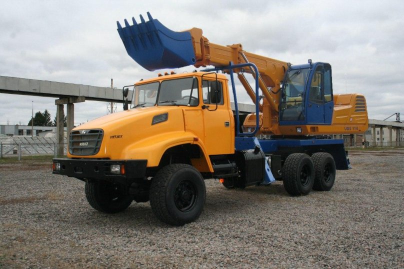 КАМАЗ экскаватор UDS 114