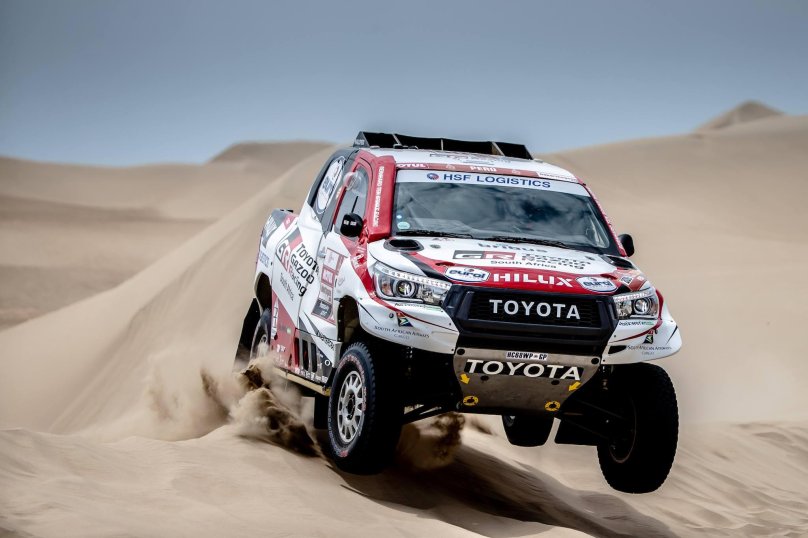 Тойота Хайлюкс Дакар 2022