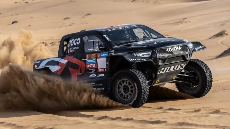Toyota gr DKR Hilux