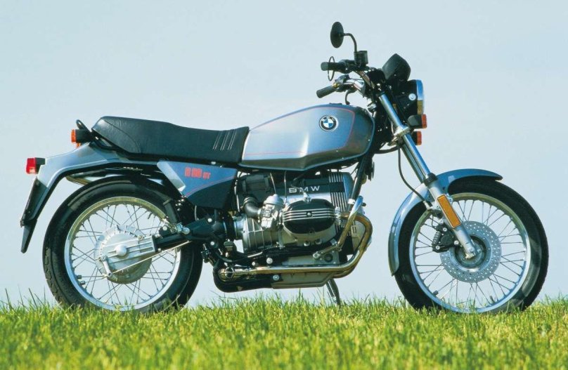 BMW r80st.
