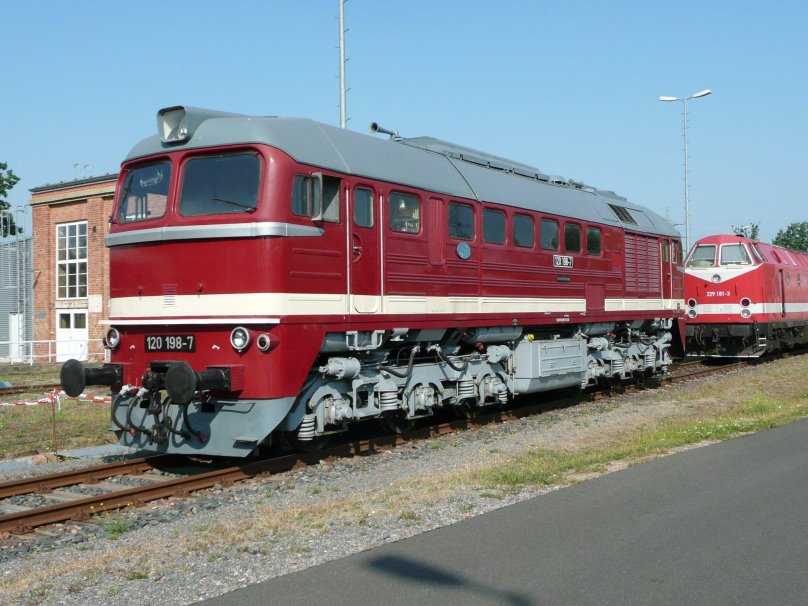 Br 120 тепловоз