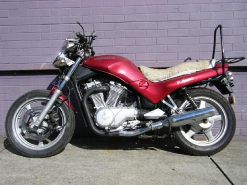 Suzuki VX 800 Custom