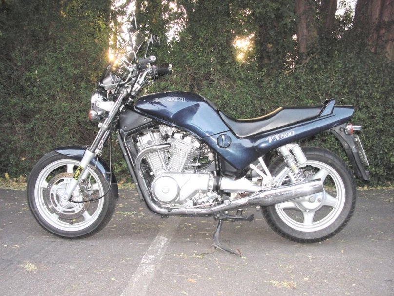 Сузуки vx800