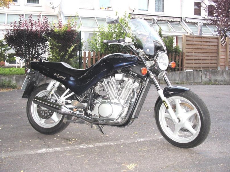 Сузуки vx800