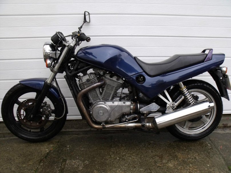 Suzuki VX 800 кастом