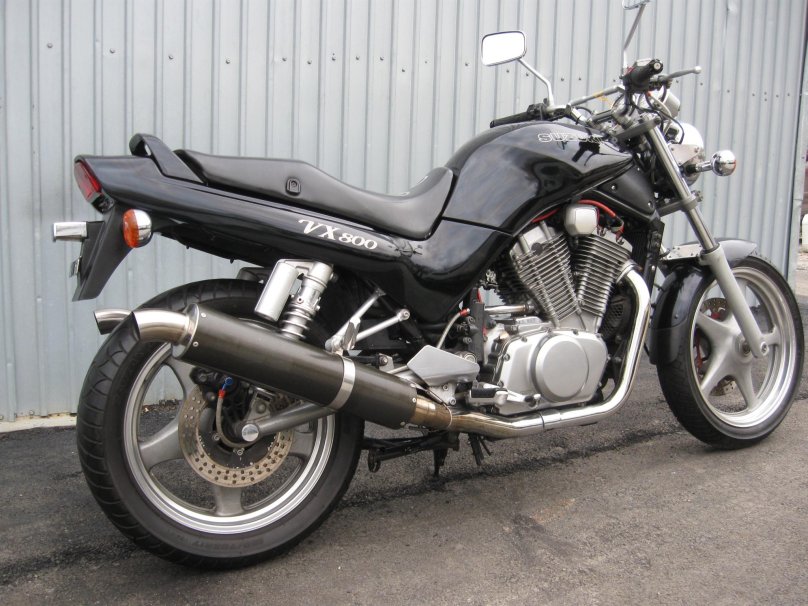 Suzuki VX 800 Cafe Racer