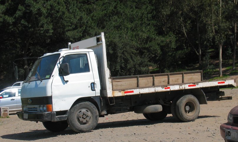 Kia Rhino автогидроподъемник