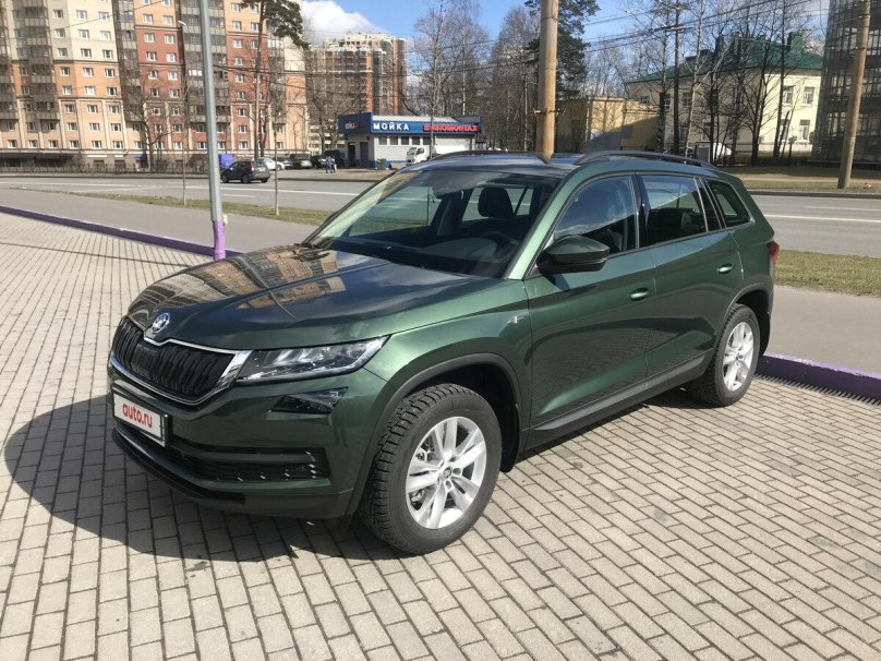 Skoda Kodiaq зеленый
