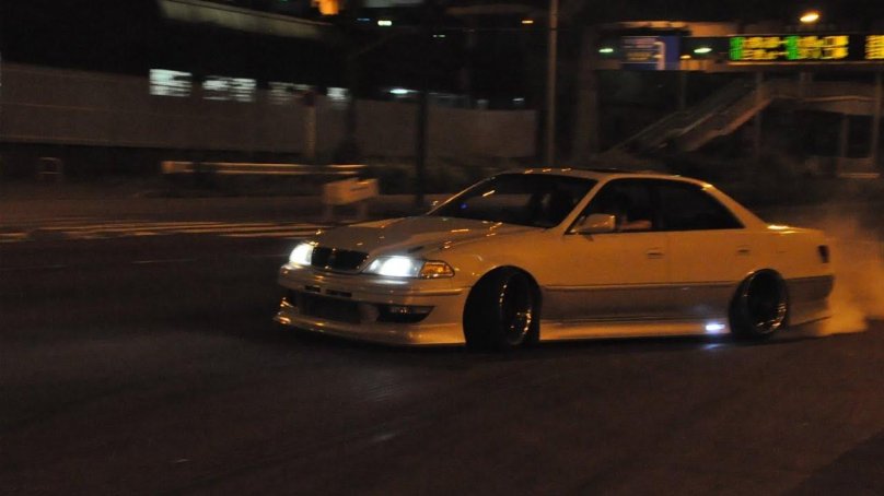 Toyota Mark 2 100 Street Drift