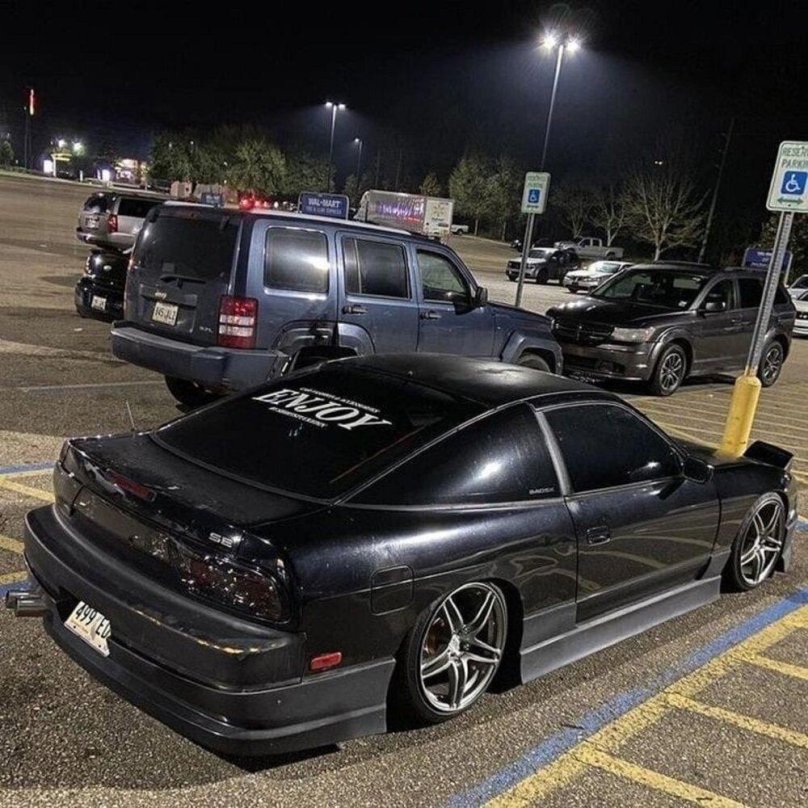 Тойота стрим