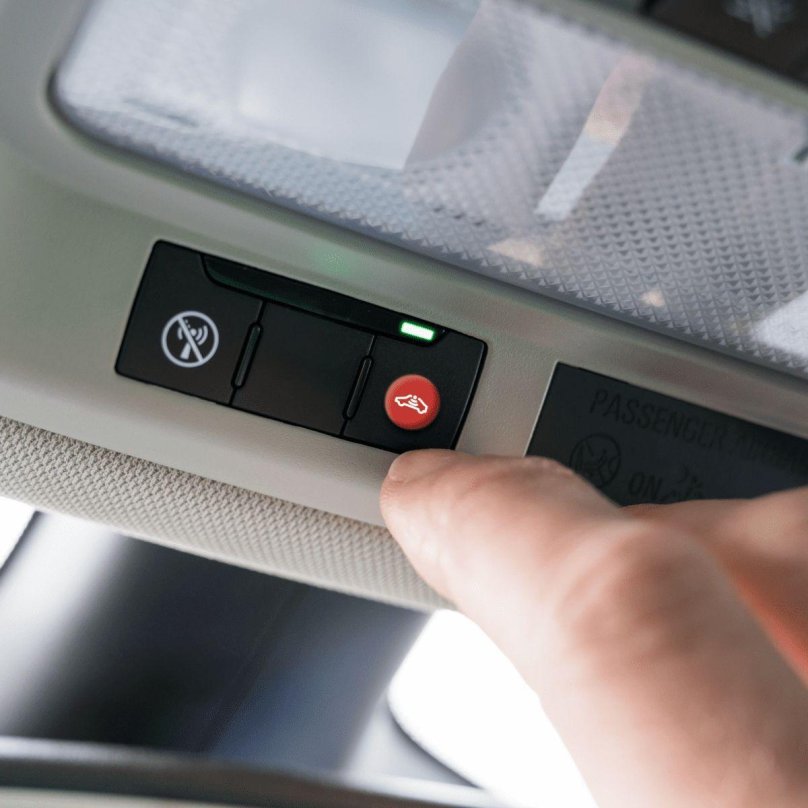 Кнопка SOS Octavia a7