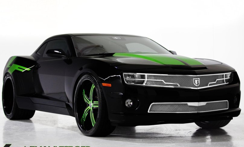 Шевроле Камаро салатовая