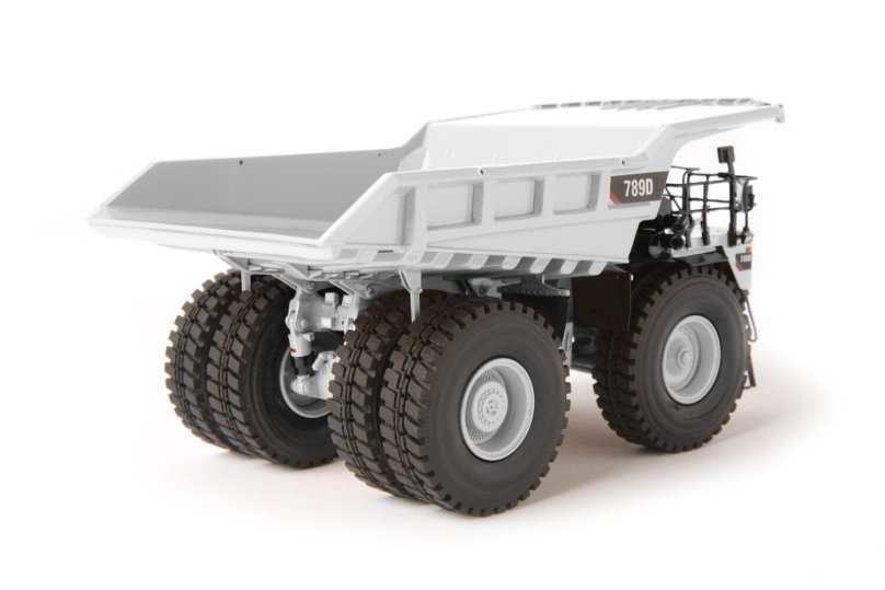 Карьерный самосвал Cat 789d