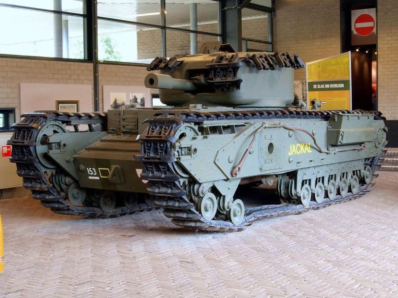 Черчилль танк