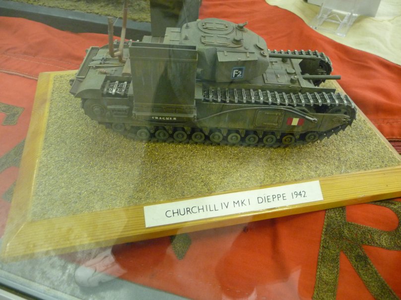 Диорама с танком Черчилль