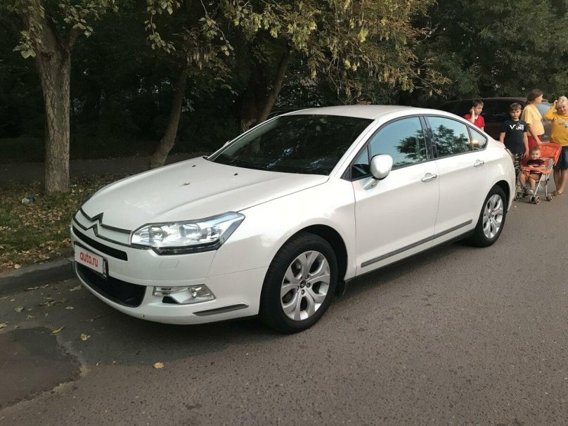 Белый Ситроен