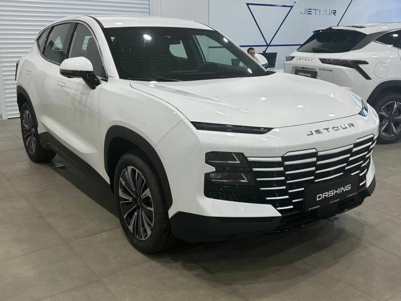 Машина Jetour белая