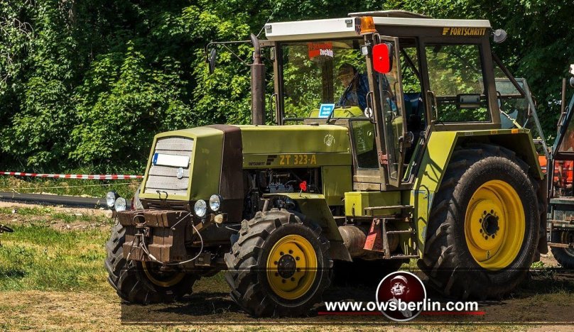 Фортшрит трактор ZT 323
