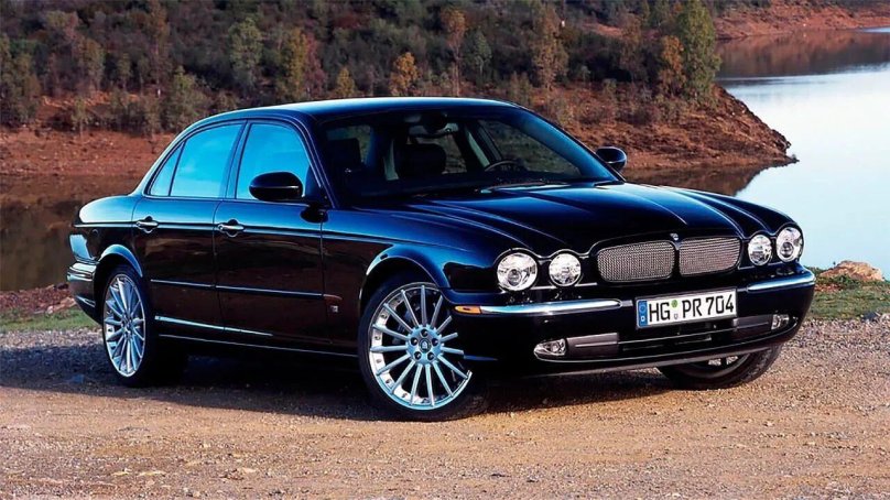 Jaguar XJR 2003