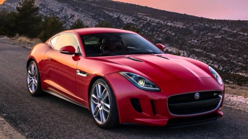 Jaguar f Type Red