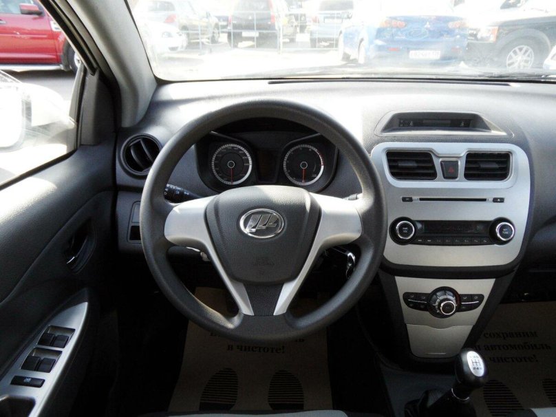 Лифан Селия 530 салон