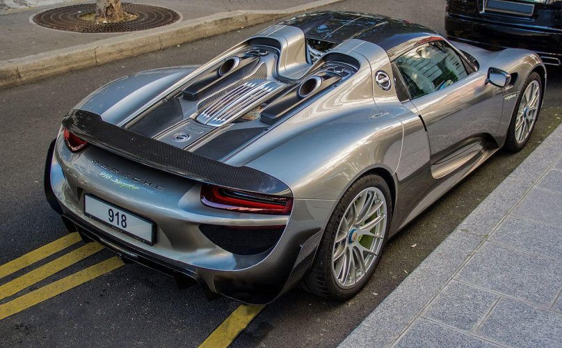 Порше 918 Spyder Hybrid