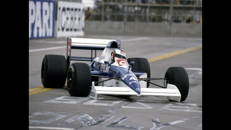 Tyrrell 1990
