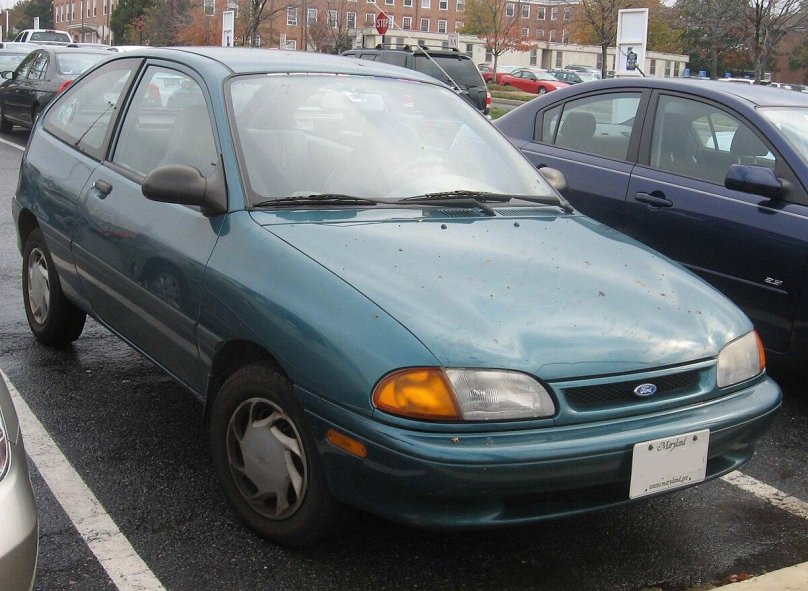 Kia Avella, 1997 хэтчбек