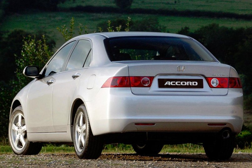 Honda Accord 7 поколение