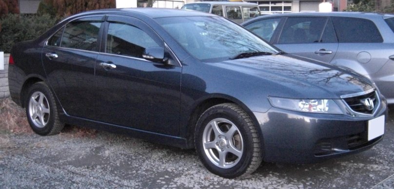 Хонда Аккорд 8 поколения черный