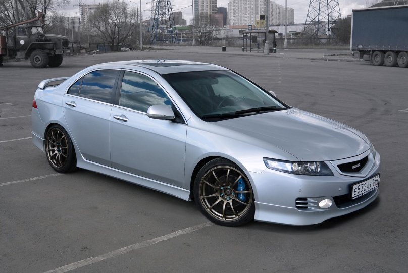 Honda Accord 7 Type r