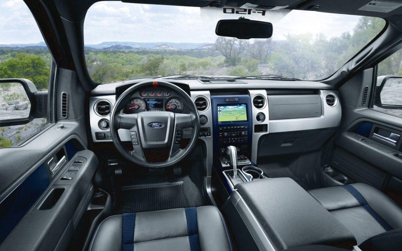 Форд ф150 Раптор салон