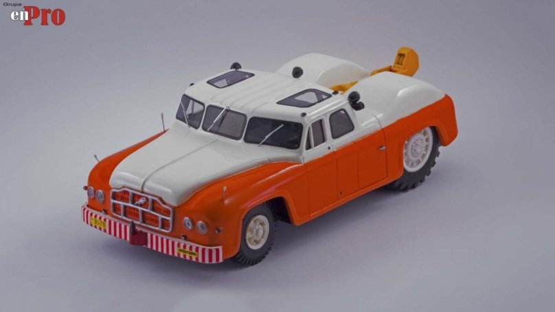 МАЗ седан 541