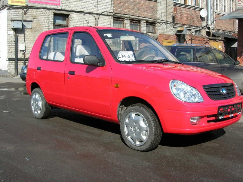 Машина BYD Flyer