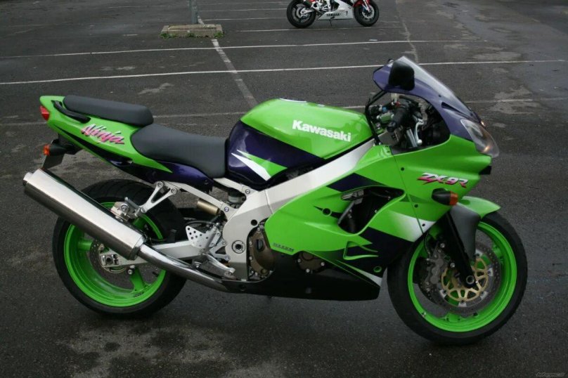 Kawasaki Ninja 900 ZX-9r