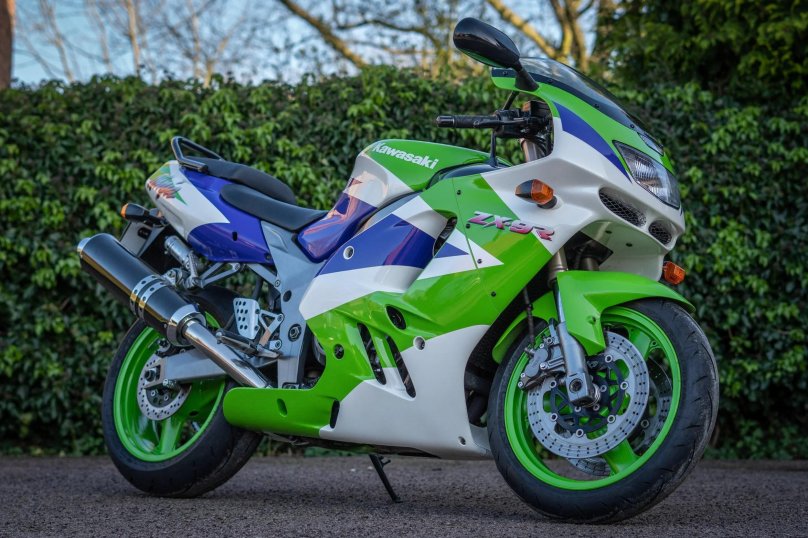 Kawasaki zx9r 1995