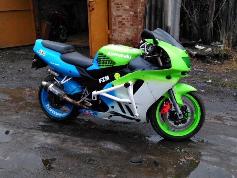 Kawasaki zx9r 1996