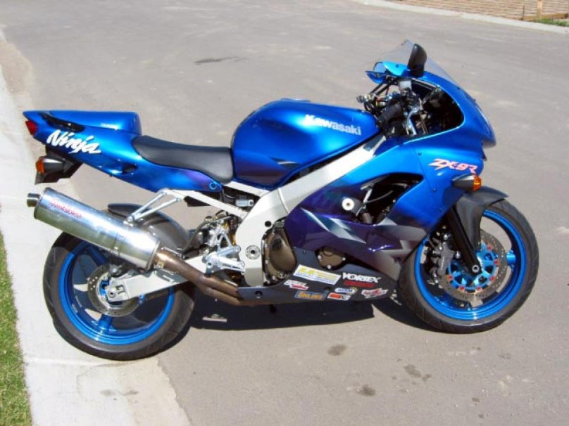 Kawasaki zx9r 1999