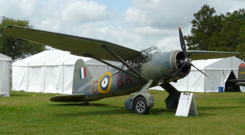 Lysander самолет