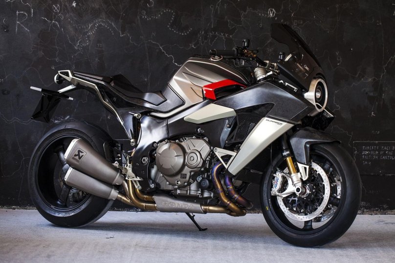 Honda VFR 1200 Custom