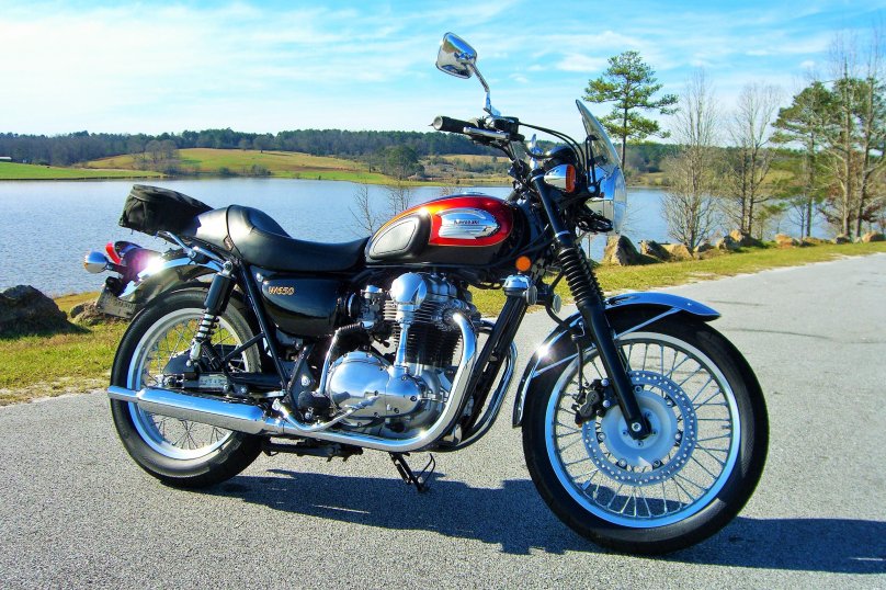 Мотоцикл Кавасаки w650