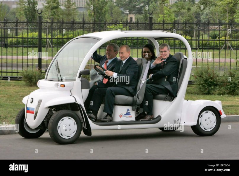 Электромобиль Gem e4